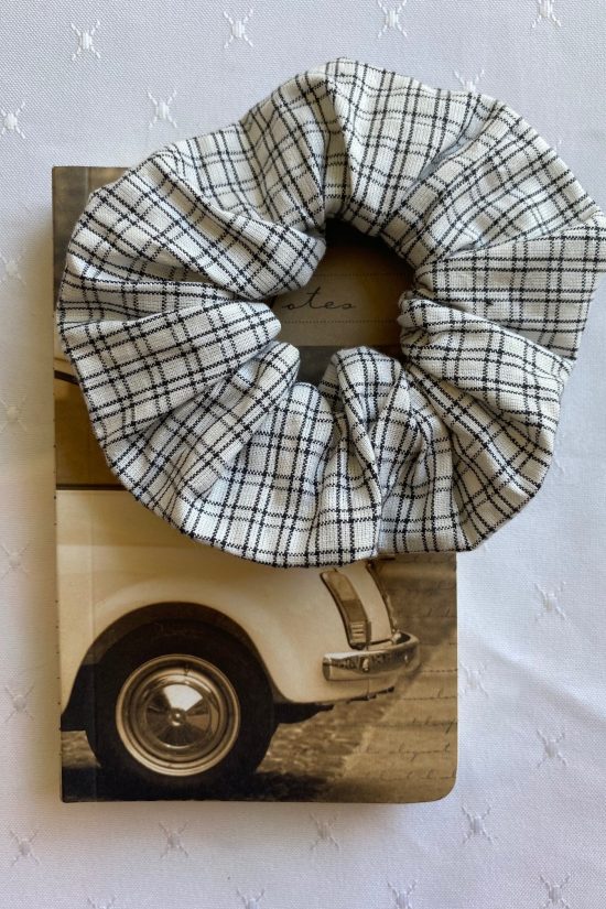 Black and White Checks Scrunchie
