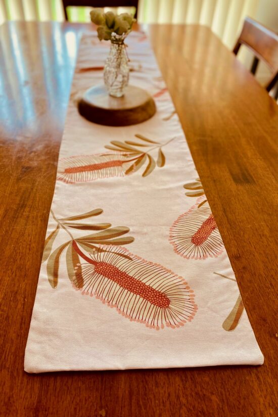 Table Runner Pink Callistemon - Image 3