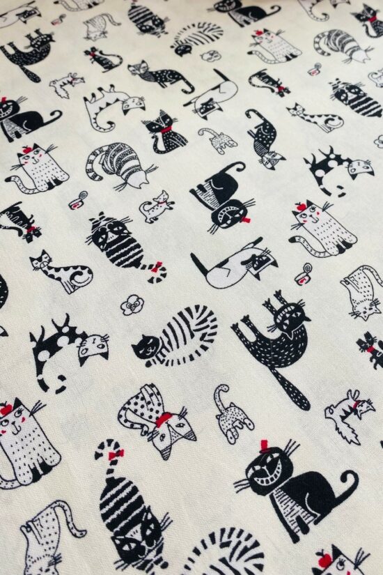 Reuseable Gift Bag Cartoon Cats - Image 3