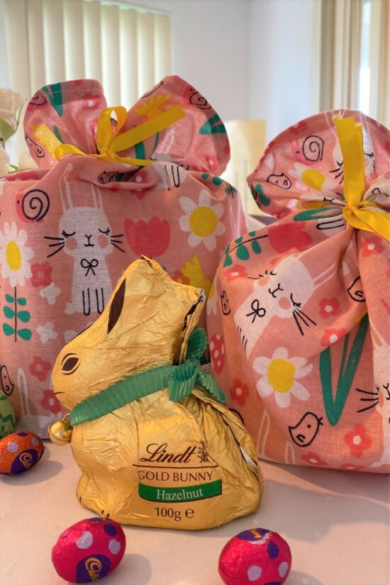 Reuseable Gift Bag Easter Bunnies - Image 2