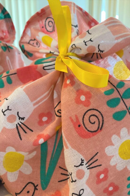 Reuseable Gift Bag Easter Bunnies - Image 4