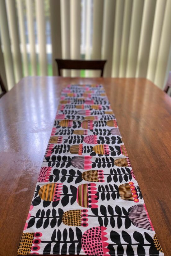 Table Runner Black and White Wildflowers - Image 2