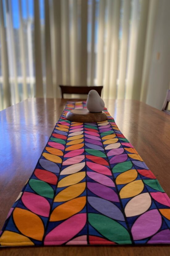 Table Runner Modern Leaves - Image 2
