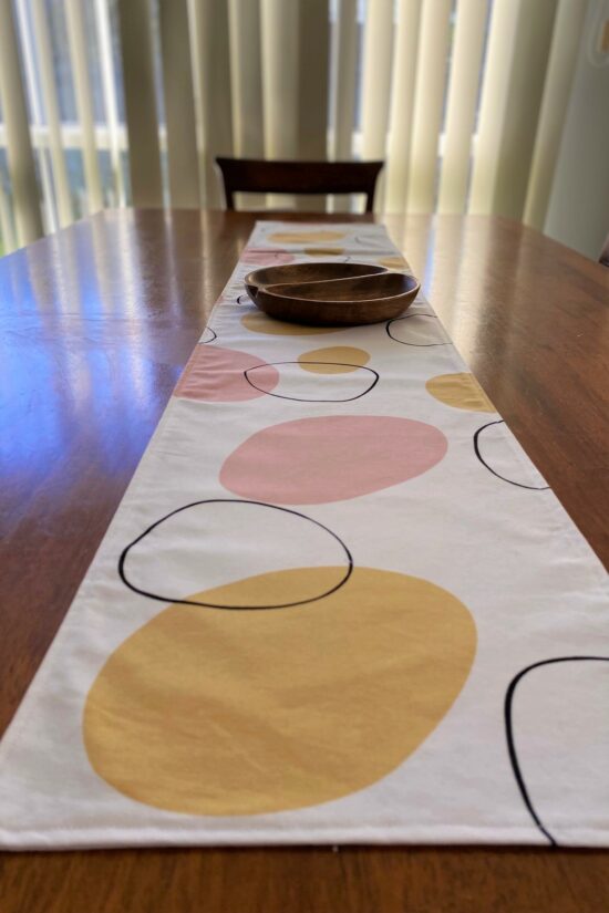 Table Runner Neutral Circles - Image 3