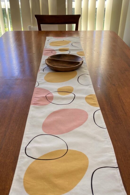 Table Runner Neutral Circles - Image 2