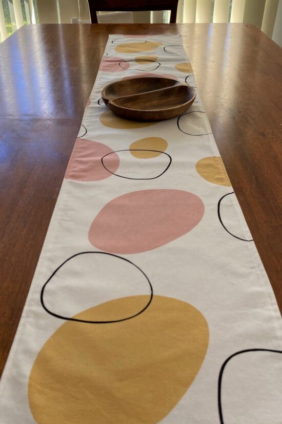 Table Runner Neutral Circles