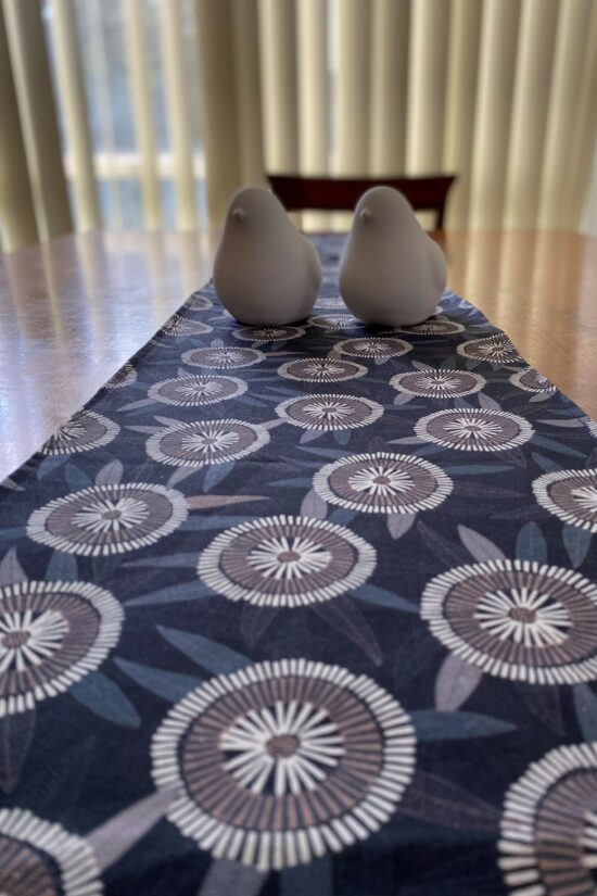 Table Runner Grey Gum - Image 2