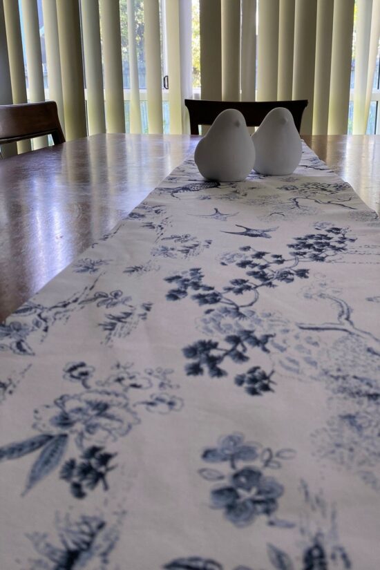 Table Runner Empress Garden - Image 2