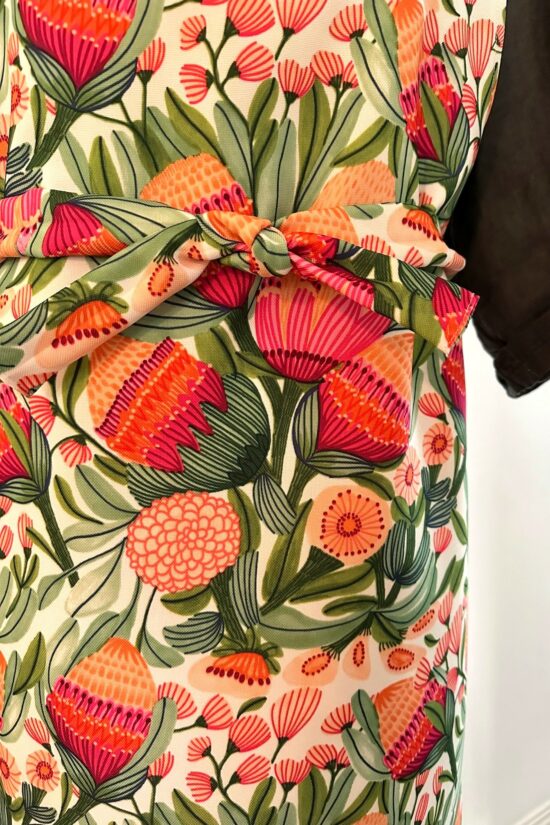 Apron Gum Blossoms - Image 2